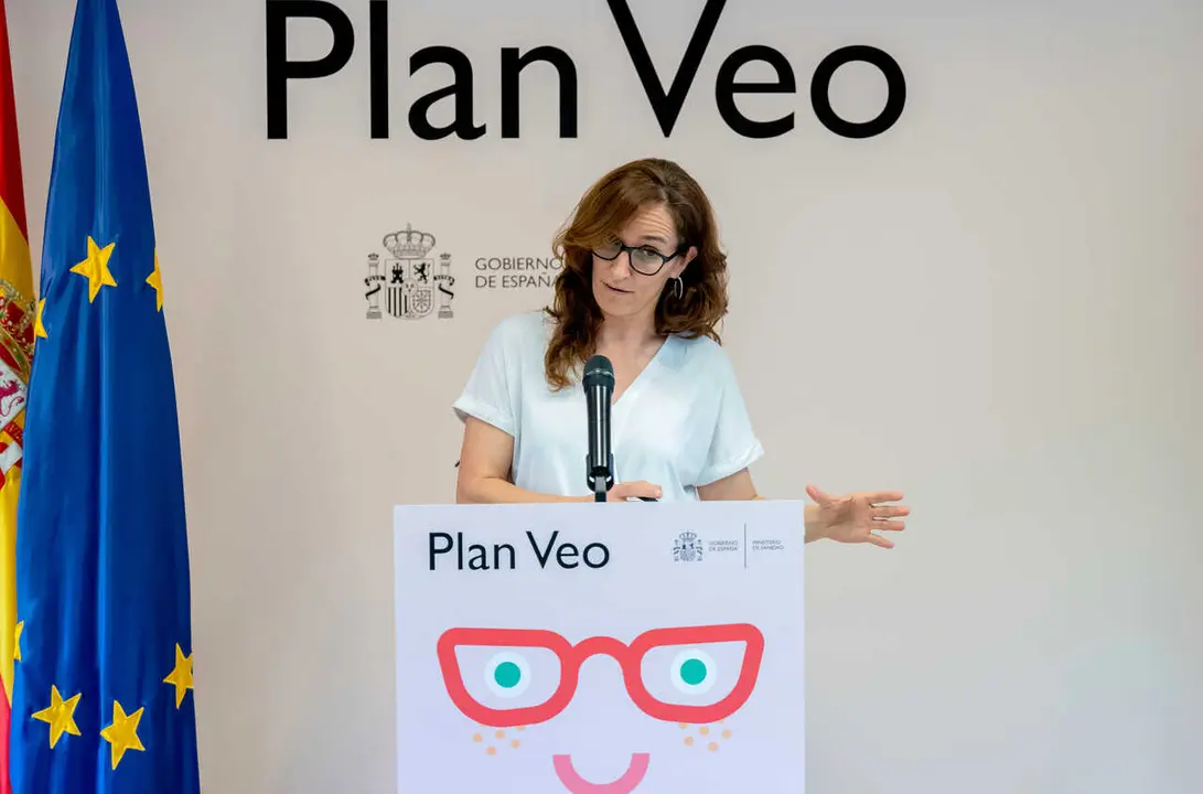 Imagen de la ministra de Sanidad, M&oacute;nica Garc&iacute;a, durante la presentaci&oacute;n del balance del Plan VEO.
