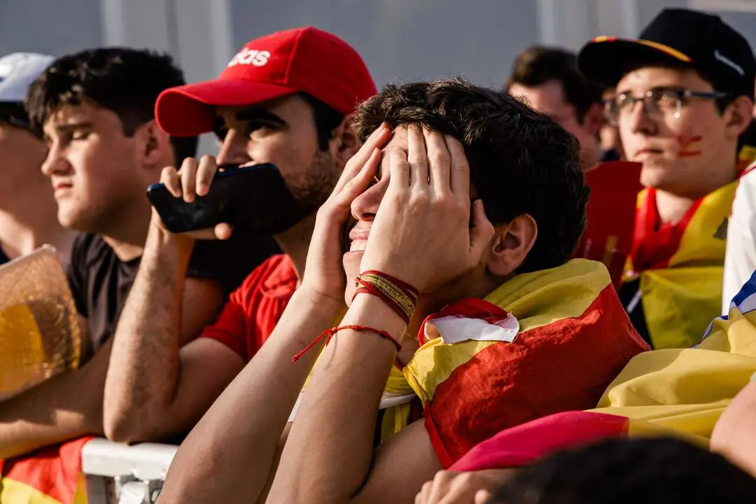 Varias personas durante el primer partido disputado por la selecci&oacute;n espa&ntilde;ola en la Copa Mundial de la FIFA 2026, a 15 de junio de 2026, en Madrid (Espa&ntilde;a). La selecci&oacute;n de Espa&ntilde;a disputa su primer encuentro contra la selecci&oacute;n de Cabo Verde correspondien