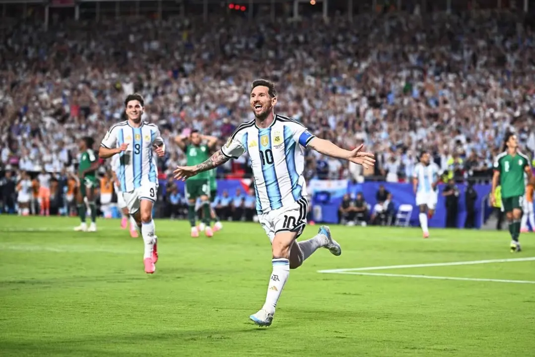 Messi celebrando su primer gol en el Mundial
