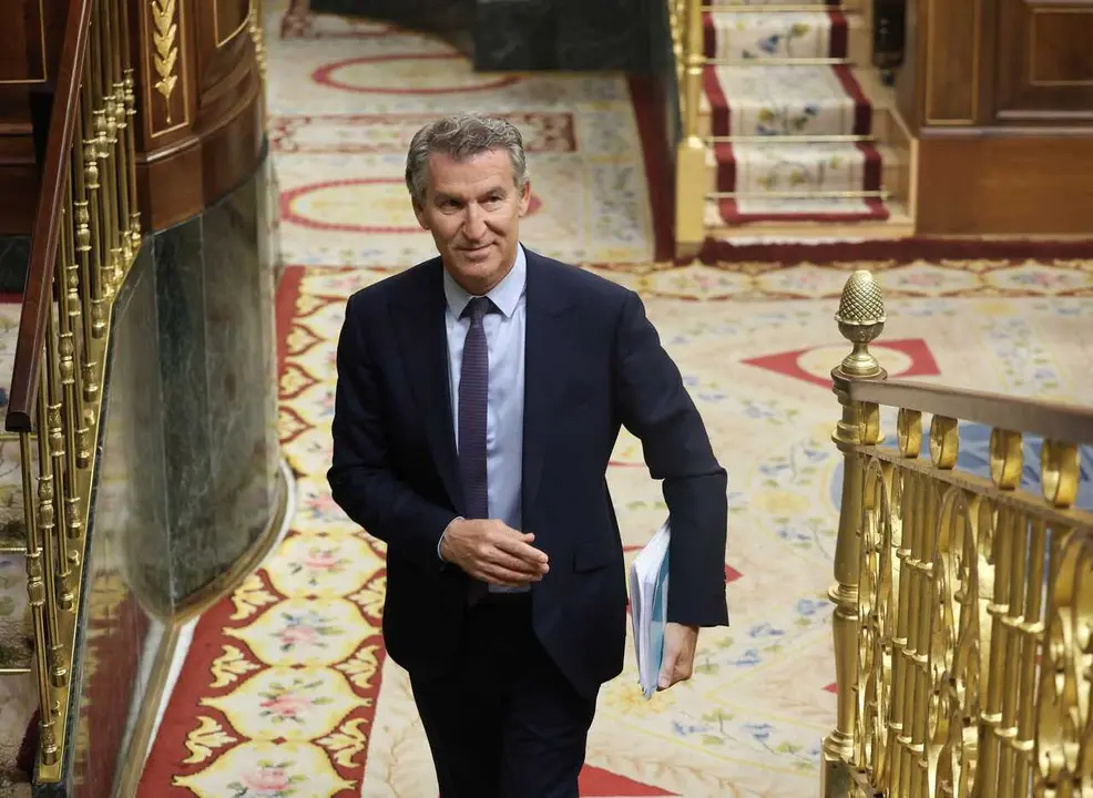 El presidente del PP, Alberto N&uacute;&ntilde;ez Feij&oacute;o, durante una sesi&oacute;n de control al Gobierno, en el Congreso de los Diputados, a 10 de junio de 2026, en Madrid (Espa&ntilde;a). 