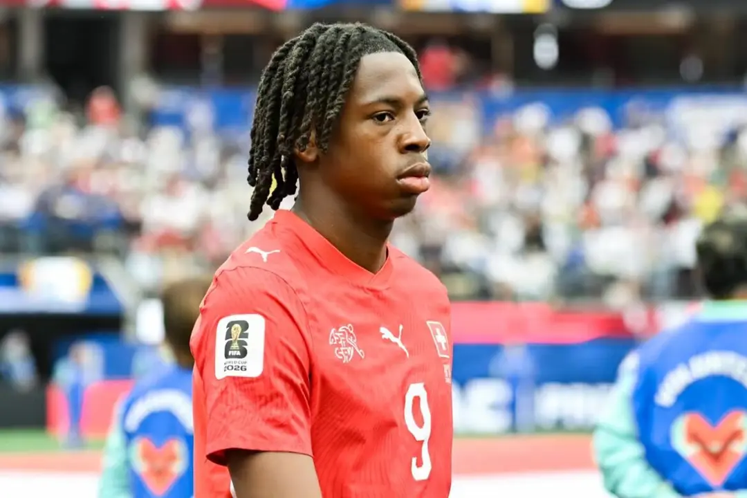 Manzambi en el partido ante Bosnia