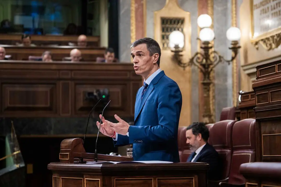 Archivo - El presidente del Gobierno, Pedro S&aacute;nchez, interviene durante una sesi&oacute;n de control al Gobierno, en el Congreso, a 25 de marzo de 2026, en Madrid (Espa&ntilde;a). S&aacute;nchez y Feij&oacute;o se miden este mi&eacute;rcoles en el Pleno del Congreso en plena escalada por l