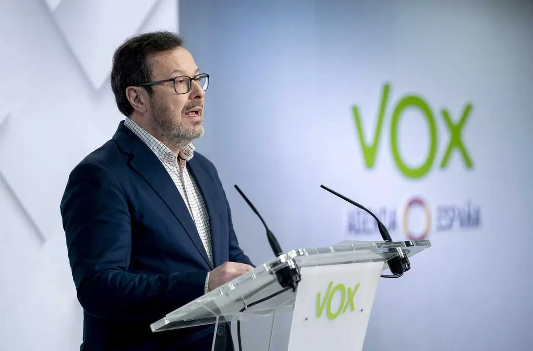 Archivo - El portavoz de Vox, Jos&eacute; Antonio F&uacute;ster, durante una rueda de prensa posterior a la reuni&oacute;n del Comit&eacute; de Acci&oacute;n Pol&iacute;tica de Vox