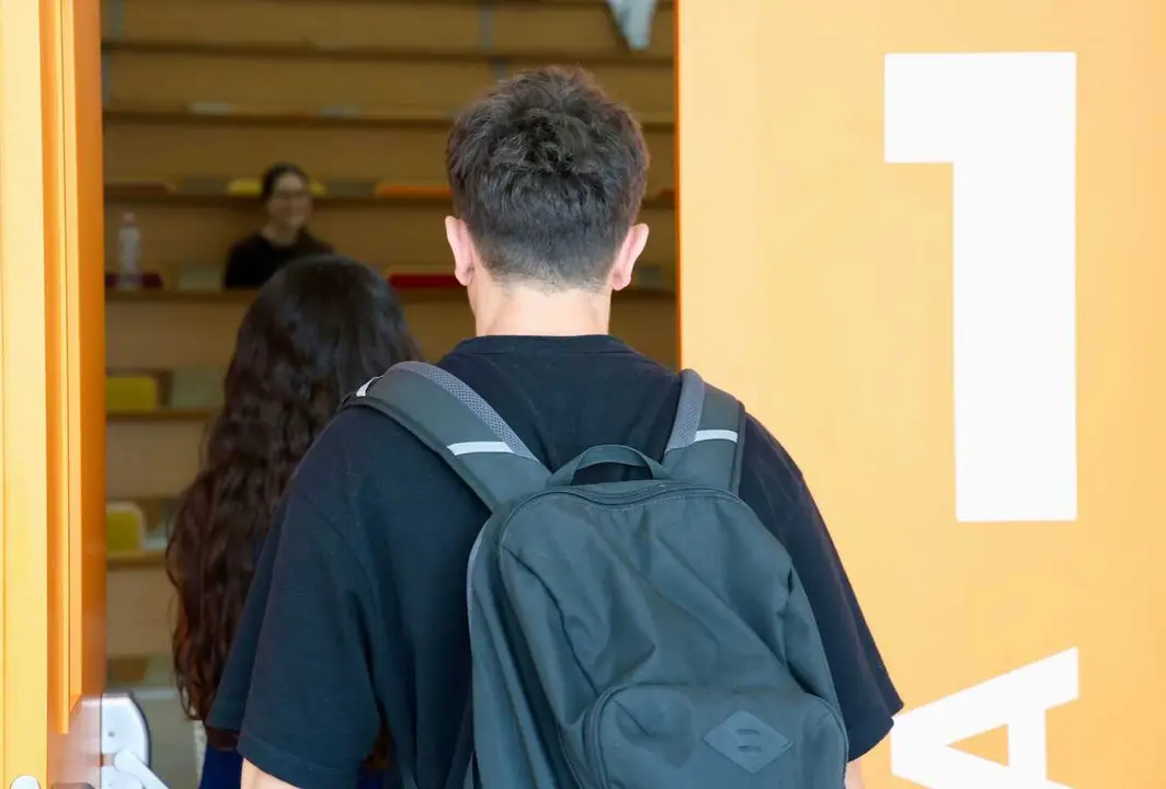 Im&aacute;genes de la primera jornada de la Prueba de Acceso a la Universidad (PAU) de 2026 en C&aacute;diz. A 2 de junio de 2026 en C&aacute;diz (Andaluc&iacute;a, Espa&ntilde;a). Foto de archivo