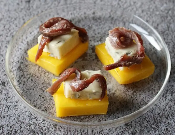 Bocaditos de mango y anchoa. MIDULCETENTACION
