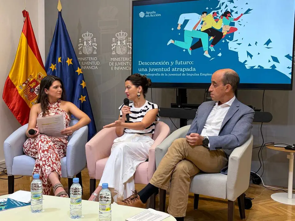 Presentaci&oacute;n del informe 'Desconexi&oacute;n y futuro: una juventud atrapada', de la ONG Ayuda en Acci&oacute;n.