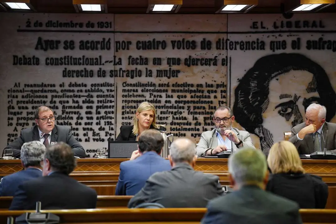 Archivo - El expresidente de correos y tel&eacute;grafos, Juan Manuel Serrano Quintana, comparece en la Comisi&oacute;n de Investigaci&oacute;n del &lsquo;caso Koldo&rsquo;, en el Senado, a 15 de septiembre de 2025, en Madrid (Espa&ntilde;a). 