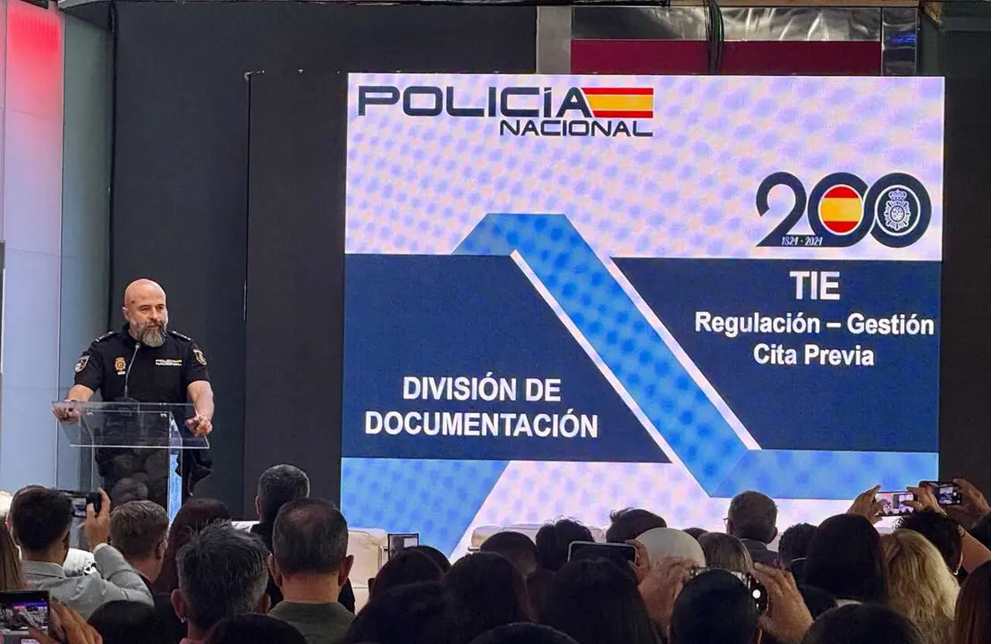 El Jefe de Secci&oacute;n de Documentaci&oacute;n de Extranjeros y Cita Previa, Juan Gabriel Zarza Mart&iacute;n, en el I Congreso de Extranjer&iacute;a del Colegio Oficial de Gestores Administrativos de Madrid (ICOGAM).