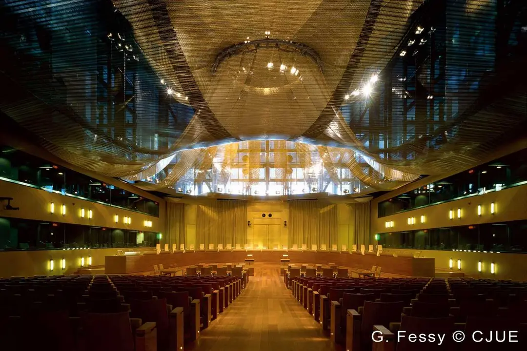 Archivo - La Gran Sala de vistas del Tribunal de Justicia de la UE (TJUE), con sede en Luxemburgo.
