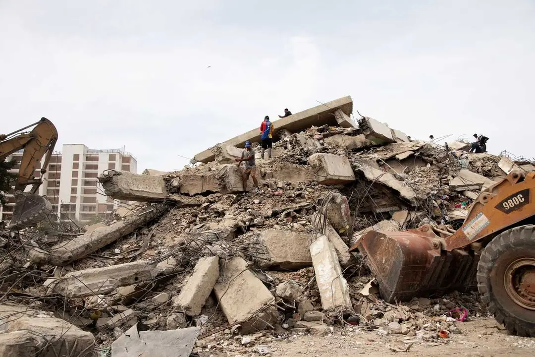 Un edificio derrumbado por los terremotos en Venezuela