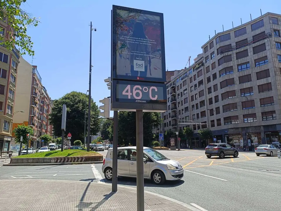 Term&oacute;metro por encima de 45 grados en Bilbao