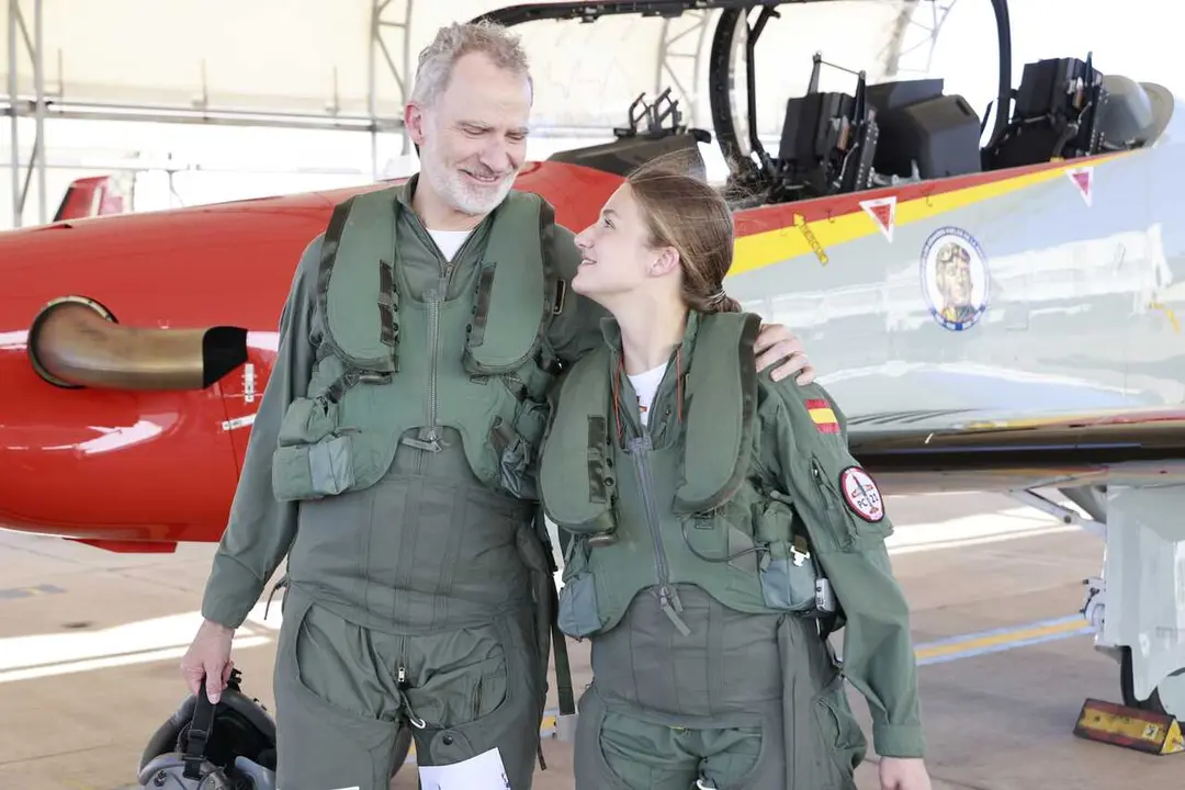 Vuelo de Instrucci&oacute;n de la princesa Leonor junto a su padre, Felipe VI, en la Academia General del Aire y del Espacio, a 18 de junio de 2026, en San Javier (Murcia)