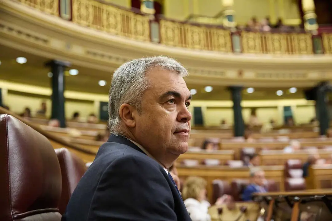 Archivo - El exsecretario de Organizaci&oacute;n del PSOE Santos Cerd&aacute;n, durante una sesi&oacute;n plenaria en el Congreso de los Diputados, a 12 de junio de 2025, en Madrid.