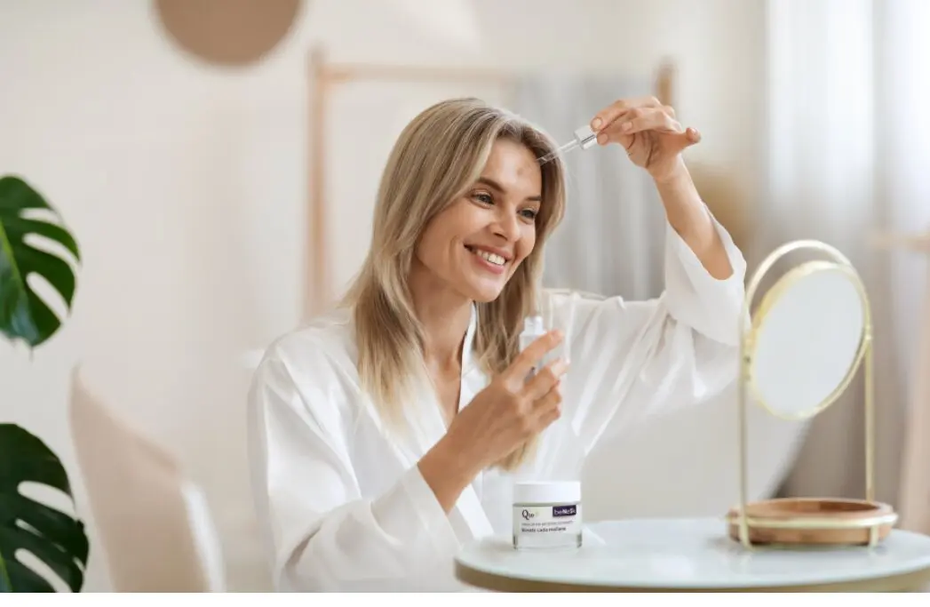 Cuidado de la piel en la menopausia. CLAREL