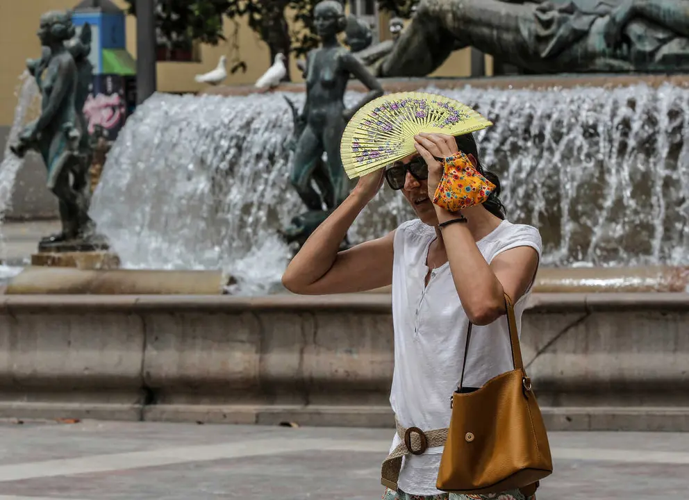 ROBER SOLSONA&hellip;20210712&hellip;VALENCIA&hellip;..ALERTA ROJA POR LAS ALTAS TEMPERATURAS CON TEMPERATURAS DE HASTA 47 GRADOS.