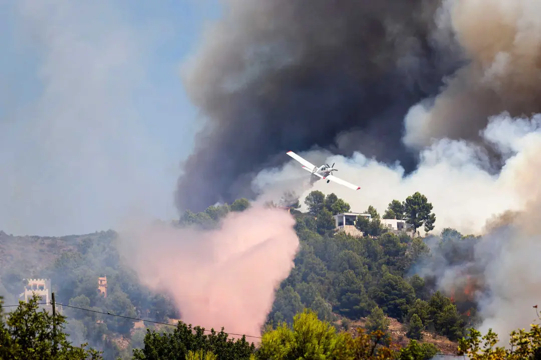 25072026 Vall d'Uix&oacute; (Castell&oacute;n) Incendio forestal en la Vall d'Uix&oacute; (Castell&oacute;n) con desalojo de vecinos por la proximidad del incendio al nucleo urbano y a algunas urbanizaciones. 
Foto: Carme Ripolles