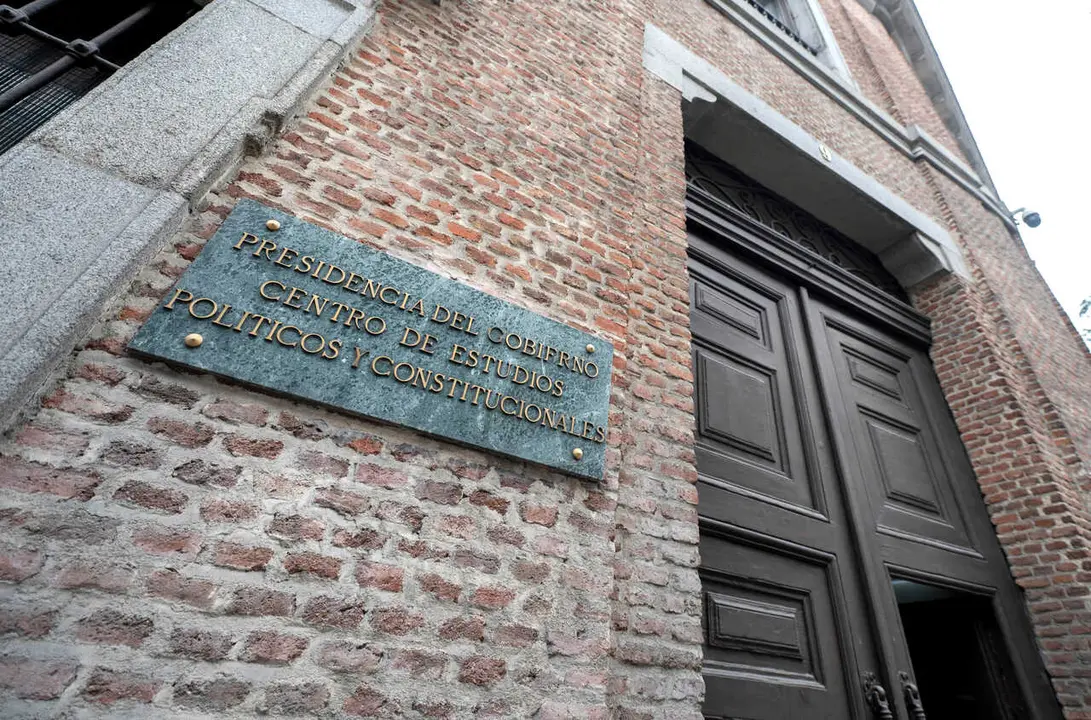 Archivo - Fachada del Centro de Estudios Pol&iacute;ticos y Constitucionales, a 9 de febrero de 2024, en Madrid (Espa&ntilde;a). 