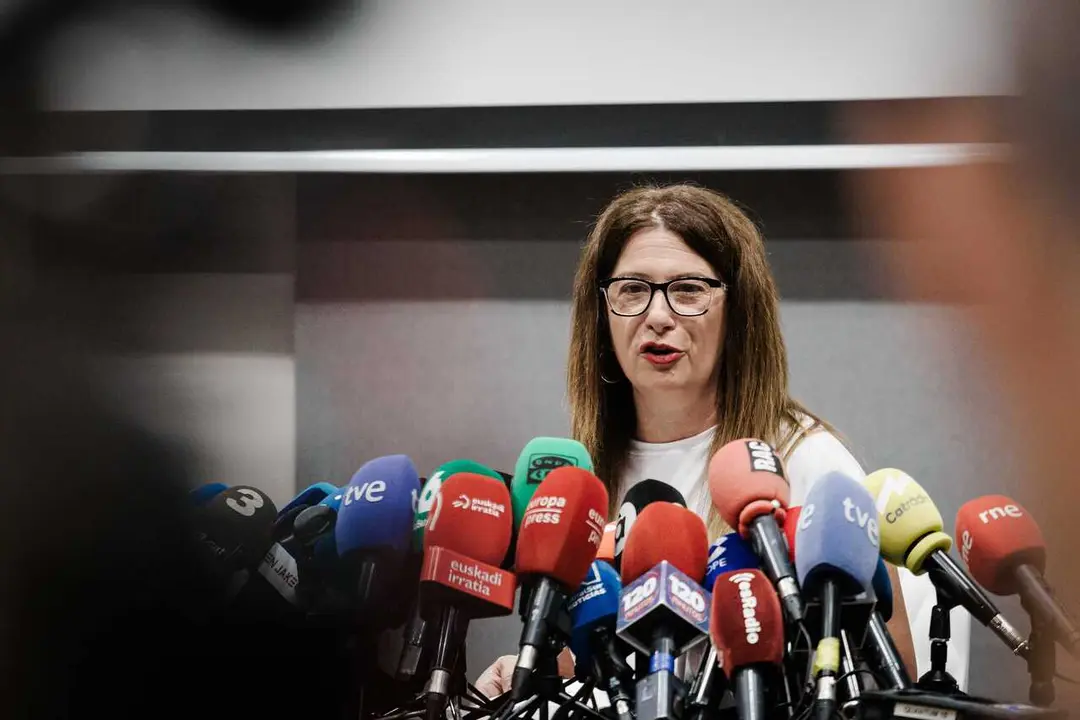 Archivo - La exmilitante socialista Leire D&iacute;ez durante una rueda de prensa, en el Hotel Novotel, a 4 de junio de 2025, en Madrid  (Espa&ntilde;a).