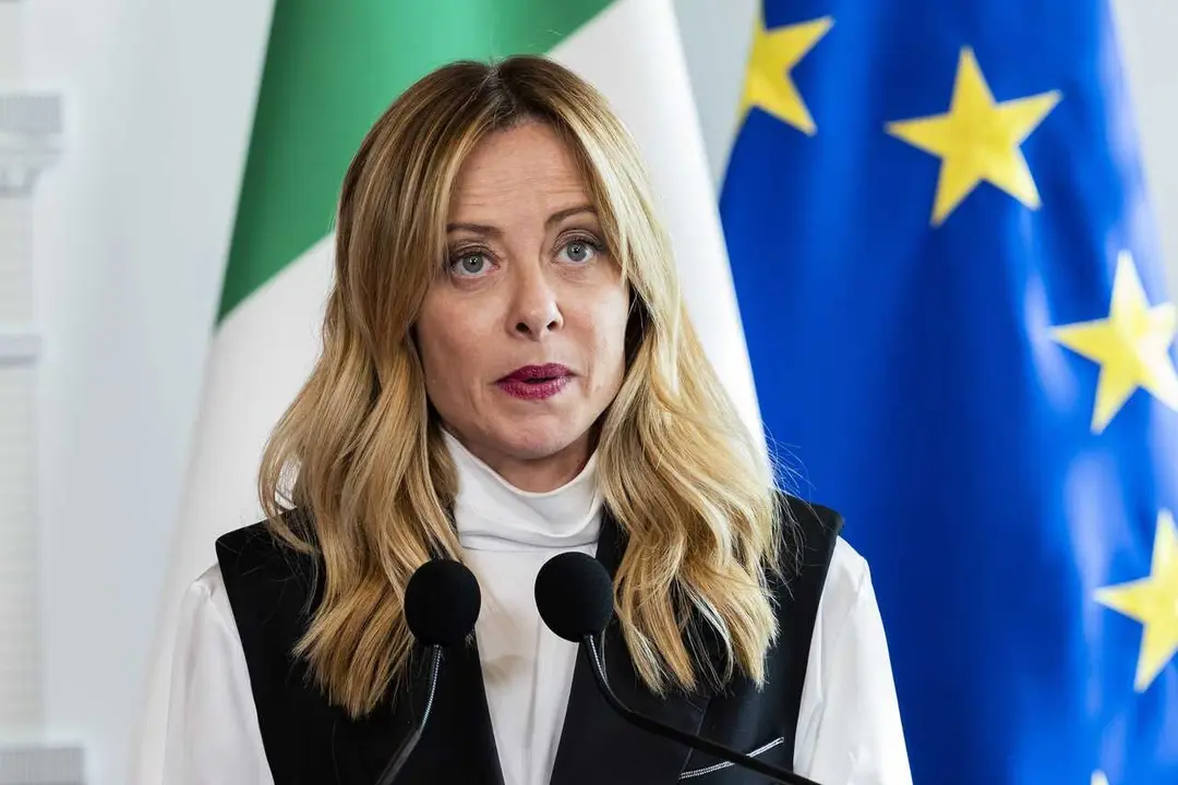 Archivo - La primera ministra de Italia, Giorgia Meloni, ofrece una rueda de prensa conjunta con el presidente de Kenia, William Ruto, tras su reuni&oacute;n en el Palacio Chigi
