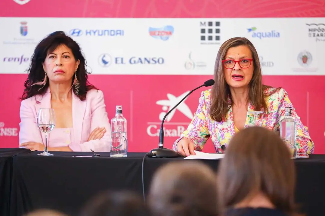 La ministra de Igualdad, Ana Redondo (i), y la delegada del Gobierno contra la Violencia de G&eacute;nero, Carmen Mart&iacute;nez Perza (d).