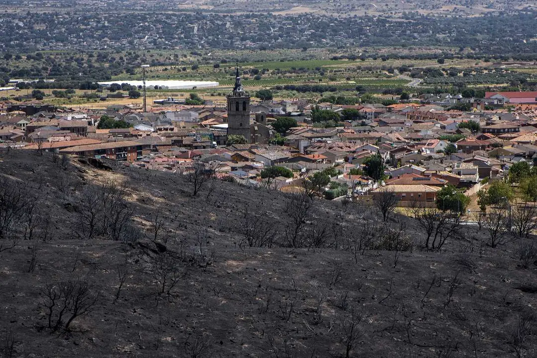 Vista tras el incendio, a 4 de agosto de 2026, en Villa del Prado, Madrid (Espa&ntilde;a). 