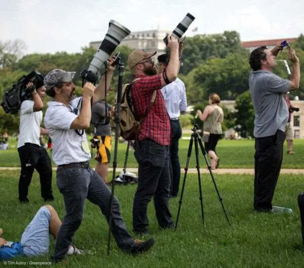 People view the 2017 total eclipse in Washington. The Earth will cross the shadow of the moon, creating a total solar eclipse. Eclipses happen about every six months, but this one is special. For the first time in almost 40 years, the path of the moon&rsquo;s shadow passes through the continental United States.