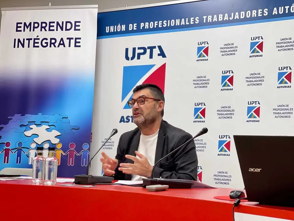 Archivo - El presidente de UPTA, Eduardo Abad
