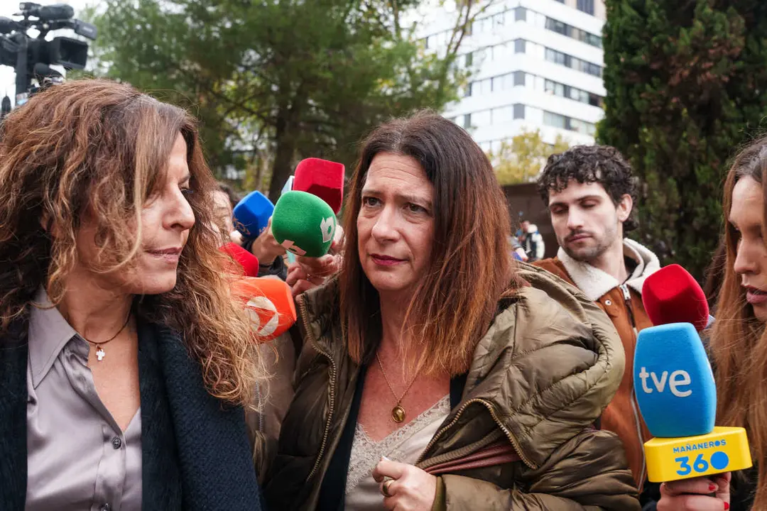 Archivo - La exmilitante del PSOE Leire D&iacute;ez a su llegada a los juzgados de la Plaza Castilla.
