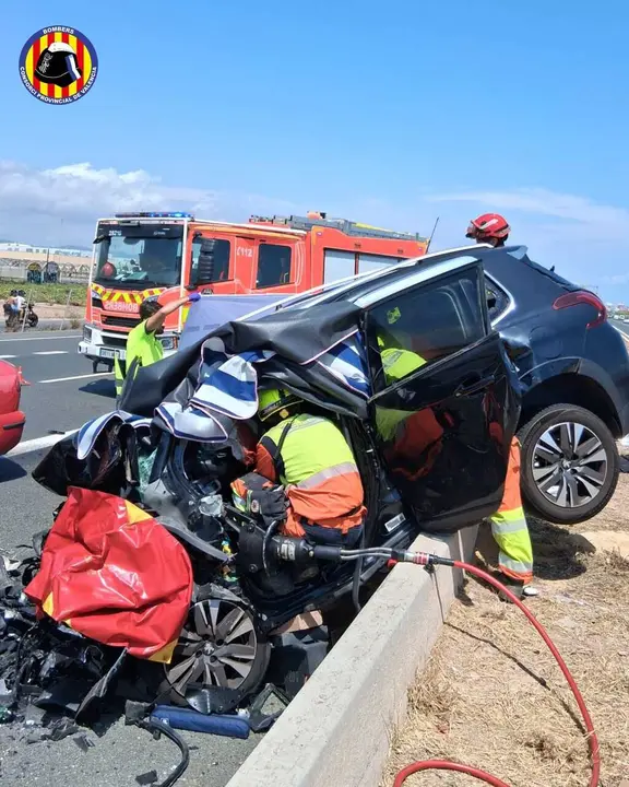 Accidente mortal entre siete veh&iacute;culos en la V-21 en Foios (Valencia)