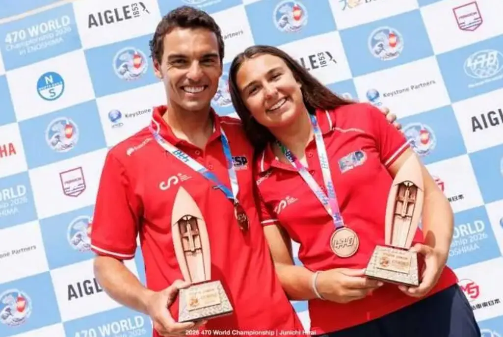 Jordi Xammar y Marta Cardona consiguen el bronce en el Mundial de 470 en Jap&oacute;n