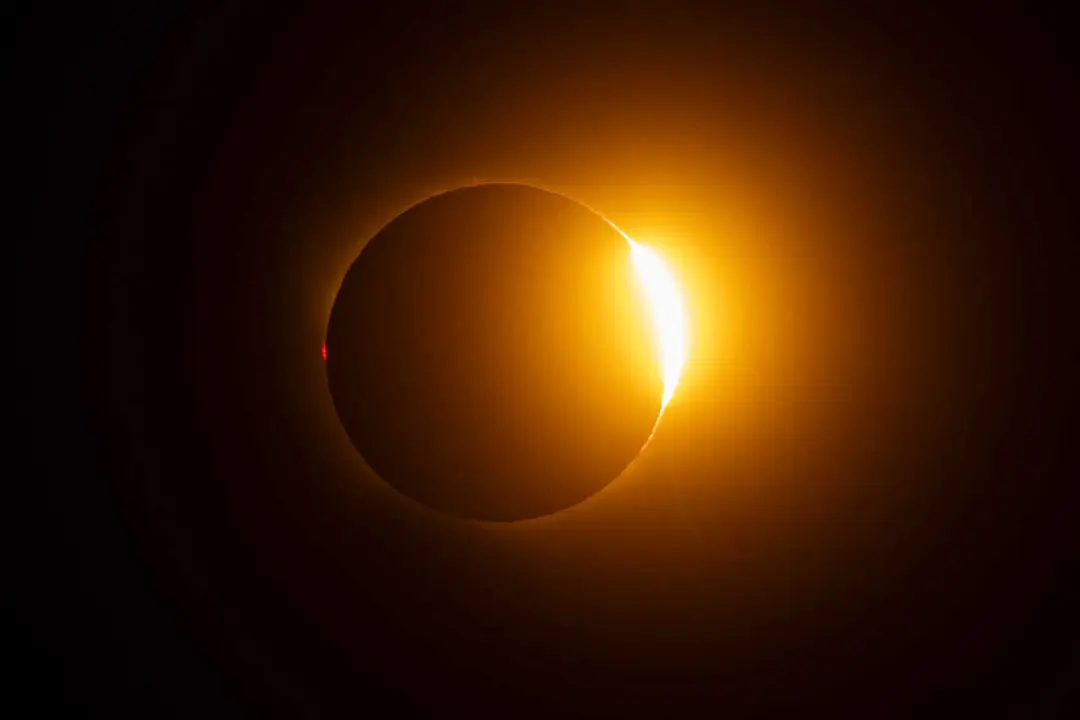 Corbera d&rsquo;Ebre durante el eclipse solar total de 2026, a 12 de agosto de 2026, en Tarragona, Catalunya (Espa&ntilde;a). 