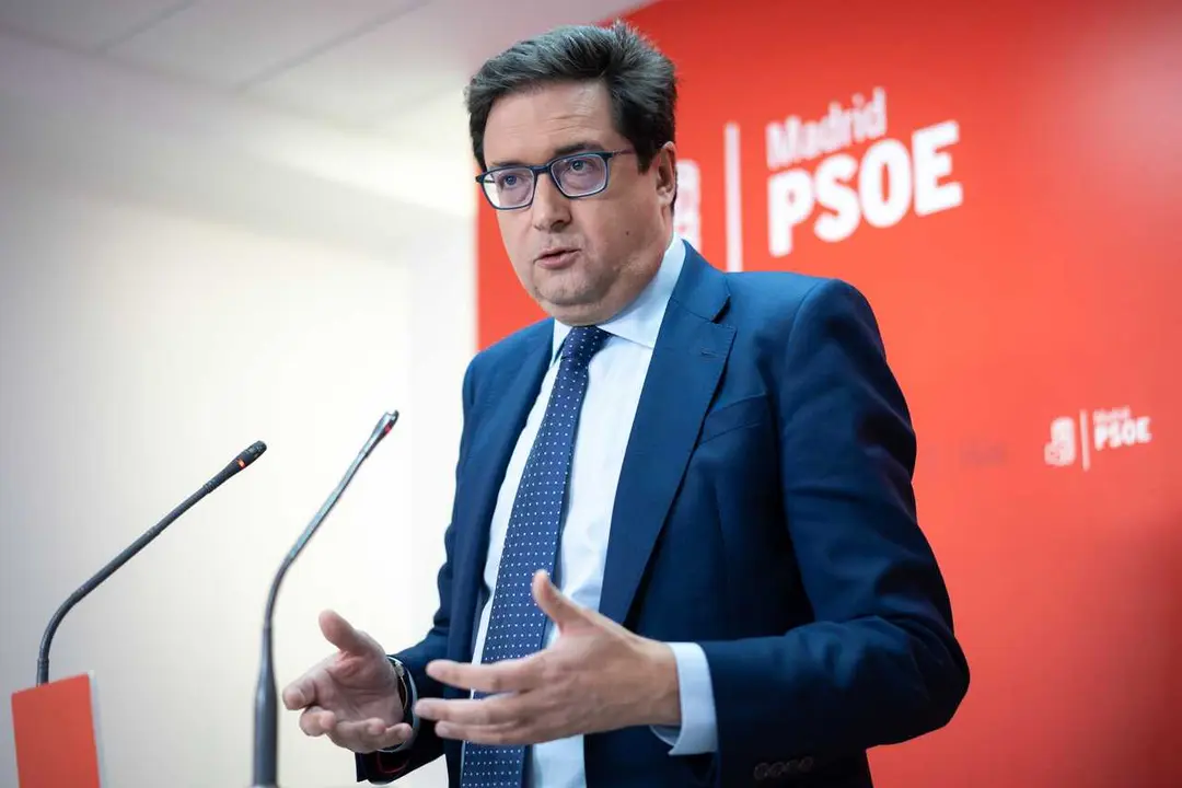 Archivo - El secretario general del PSOE de Madrid, &oacute;scar L&oacute;pez, ofrece una rueda de prensa, en la sede del PSOE de Madrid, a 24 de febrero de 2025, en Madrid (Espa&ntilde;a).
