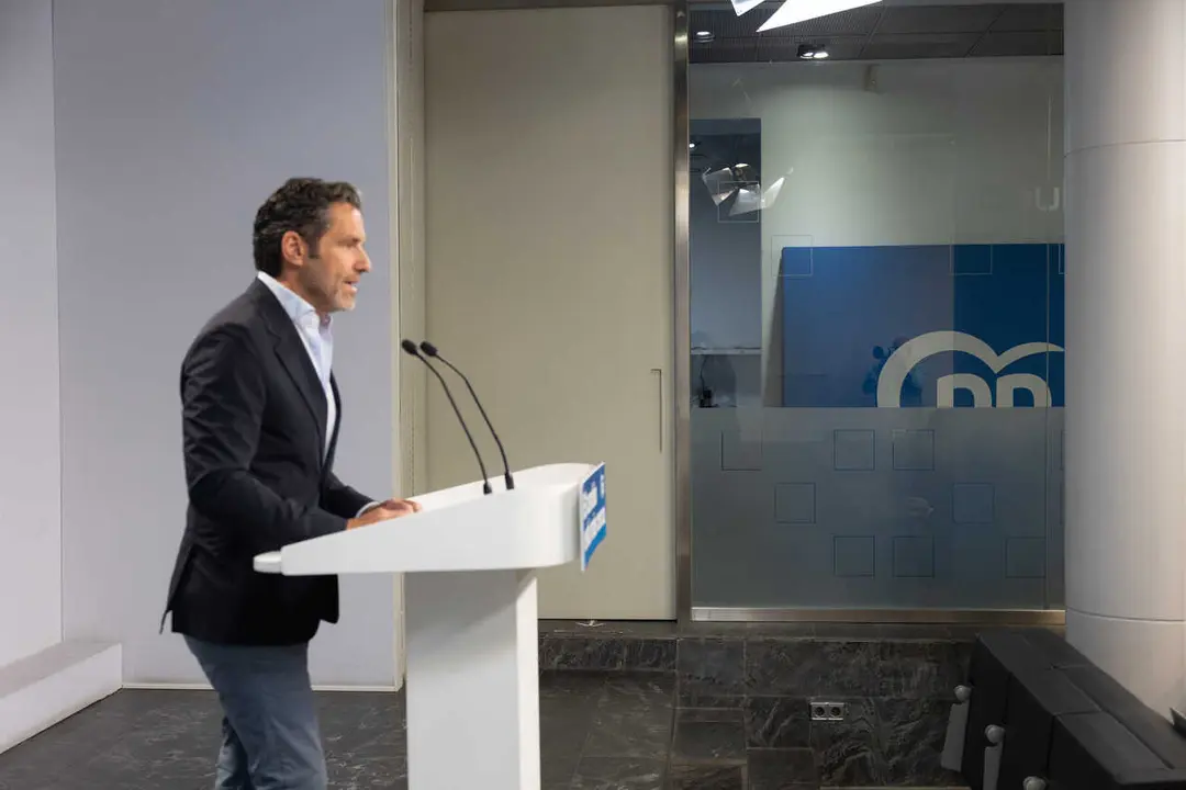 El portavoz nacional del Partido Popular, Borja S&eacute;mper, durante la rueda de prensa posterior al Comit&eacute; de Direcci&oacute;n del PP, a 24 de agosto de 2026, en Madrid (Espa&ntilde;a).