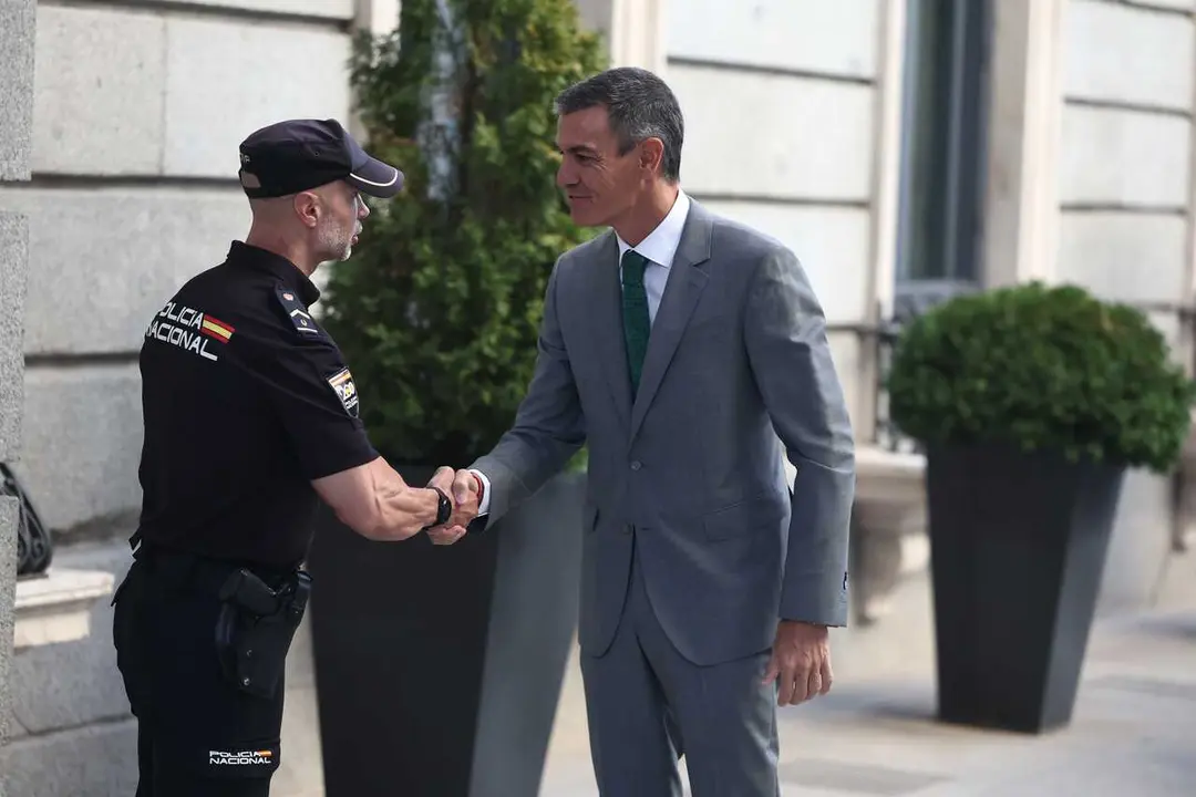 El presidente del Gobierno, Pedro S&aacute;nchez, a su llegada a una sesi&oacute;n plenaria en el Congreso de los Diputados, a 3 de septiembre de 2026, en Madrid (Espa&ntilde;a). 