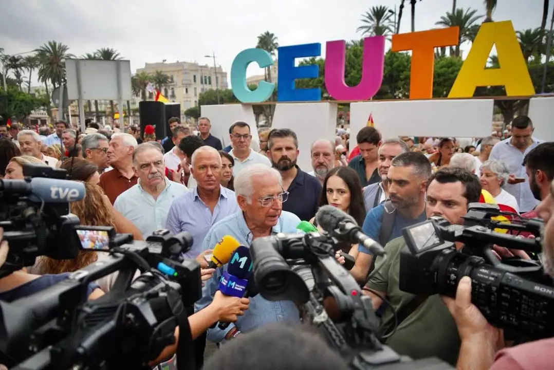 Imagen del presidente de la Ciudad Aut&oacute;noma de Melilla, Juan Jos&eacute; Imbroda, en una declaraci&oacute;n a los medios.