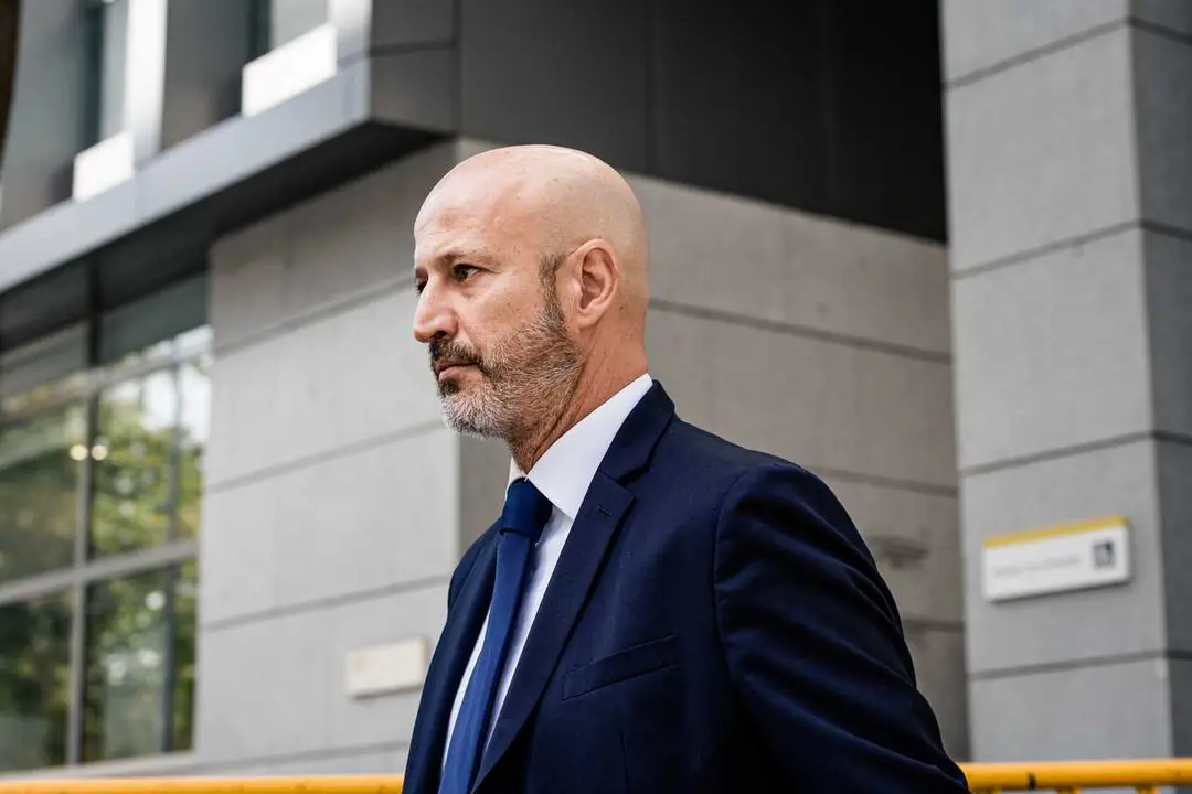 El exCEO de la aerol&iacute;nea Plus Ultra Roberto Roselli a su salida de la Audiencia Nacional, a 8 de septiembre de 2026, en Madrid (Espa&ntilde;a). 