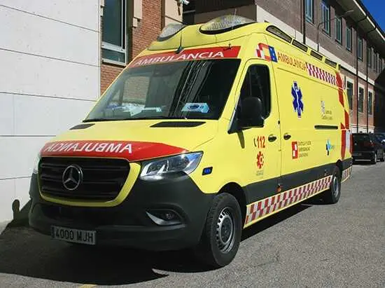 Archivo - Ambulancia.