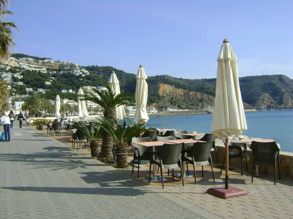 Archivo - Imagen de una playa de X&agrave;bia