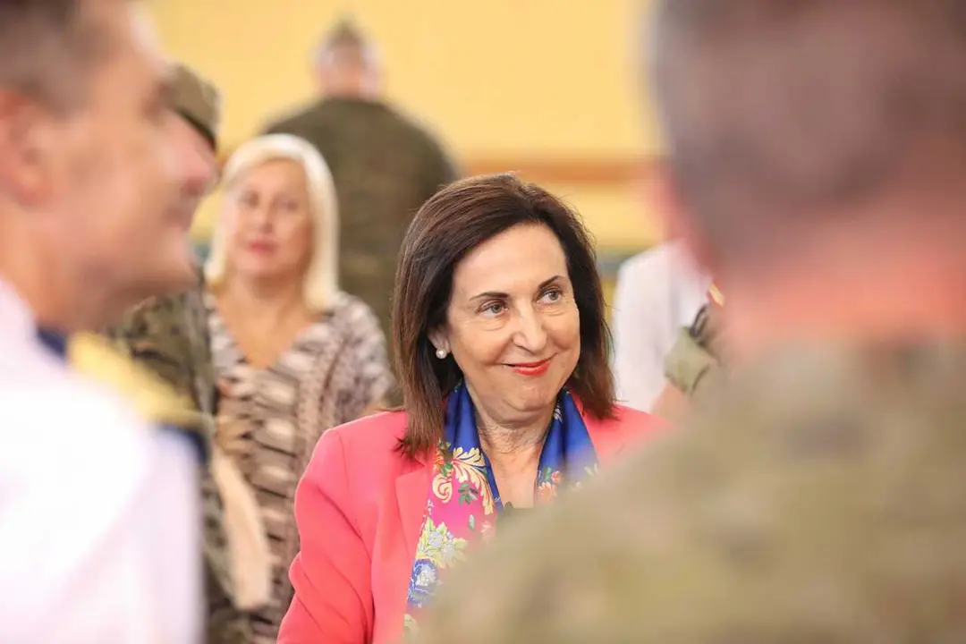 Archivo - La ministra de defensa, Margarita Robles, visita al personal de la misi&oacute;n de asistencia militar de la Uni&oacute;n Europea en apoyo a Ucrania, en la Academia de Infanter&iacute;a de Toledo, a 5 de septiembre de 2025, en Toledo, Castilla-La Mancha (Espa&ntilde;a). 