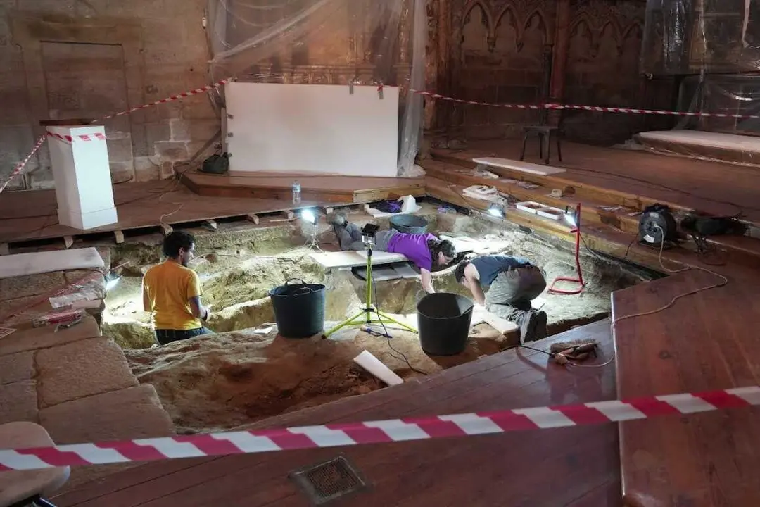 Excavaciones en el convento de Santa Clara, Pontevedra