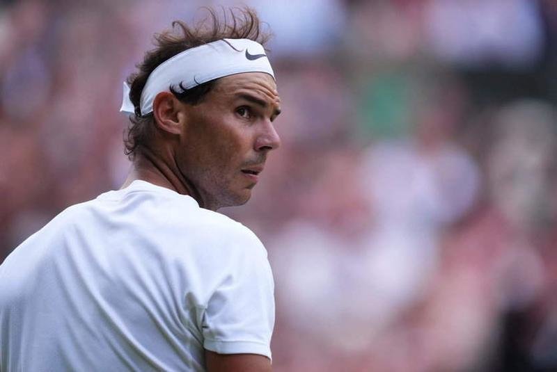 Rafa Nadal durante el partido de cuartos de final en Wimbledon