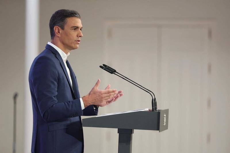 <p> El presidente del Gobierno, Pedro Sánchez, presenta el primer informe de rendición de cuentas 2022 </p>