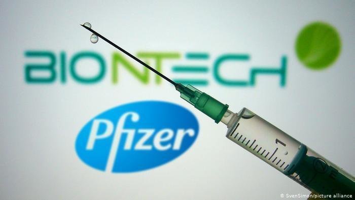  Vacuna Pfizer. // Twitter 