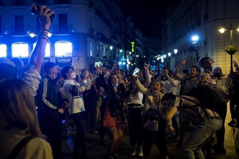  Las calles de Madrid el sábado por la noche, imagen de @cuerpospoliesp 