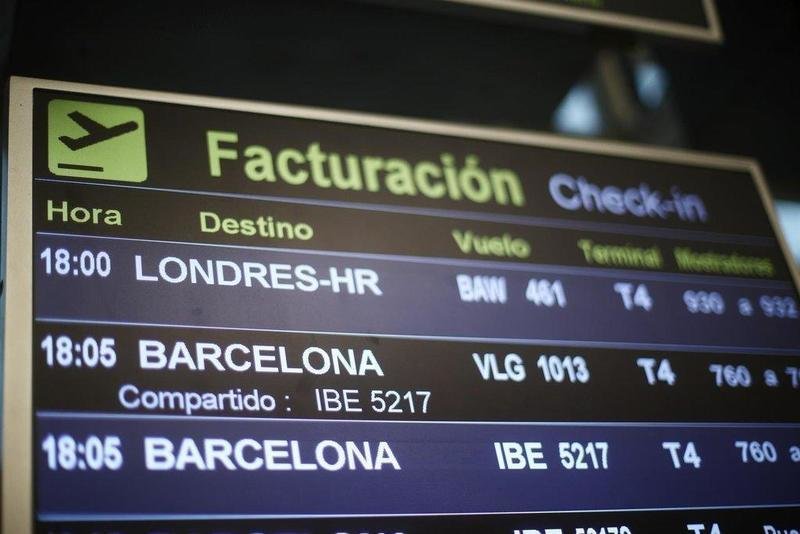  Panel de vuelos en la terminal T4 del Aeropuerto Adolfo Suárez Madrid-Barajas, - Eduardo Parra - Europa Press 