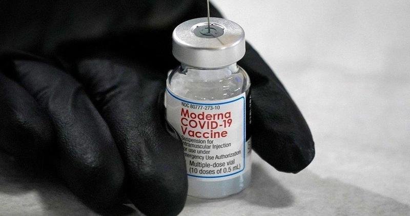  Dosis de la vacuna de Moderna. Twitter 