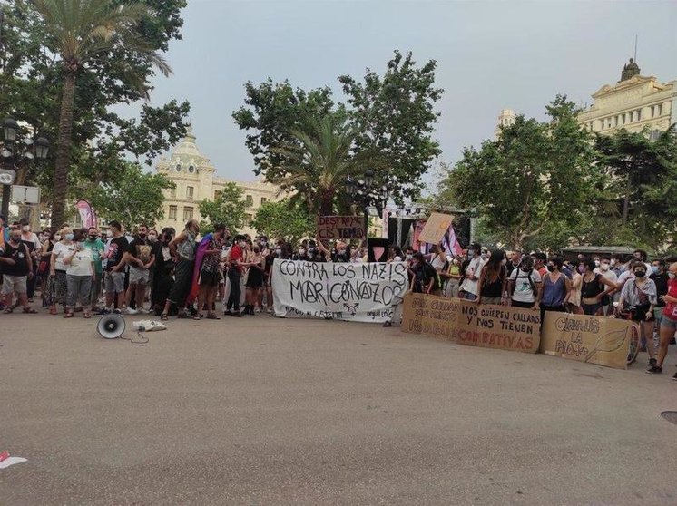  Una concentración condena las últimas agresiones homófobas en la ciudad de València - EUROPA PRESS 