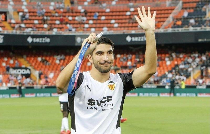  El jugador del Valencia CF Carlos Soler - Facebook - LaLiga 