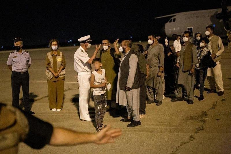  Ciudadanos Afganos Evacuados | EP 