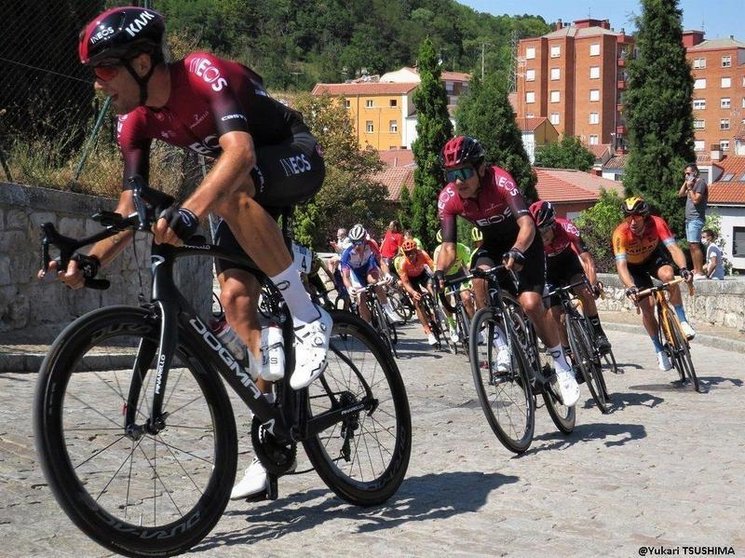  Ciclistas que participan en la Vuelta a Burgos (Twitter) 